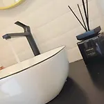 Le Museum - Confortable Avec Vue Sur La Cathedrale 보베