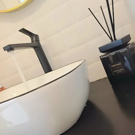 Le Museum - Confortable Avec Vue Sur La Cathedrale * בווה