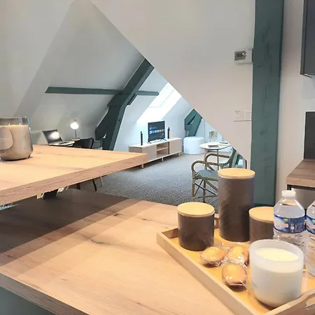 דירה Le Museum - Confortable Avec Vue Sur La Cathedrale בווה