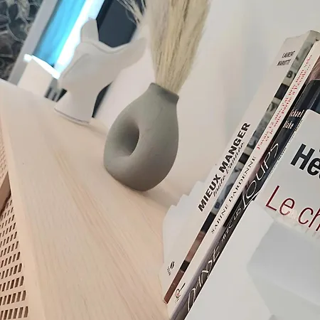 Le Museum - Confortable Avec Vue Sur La Cathedrale בווה