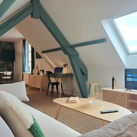 Le Museum - Confortable Avec Vue Sur La Cathedrale